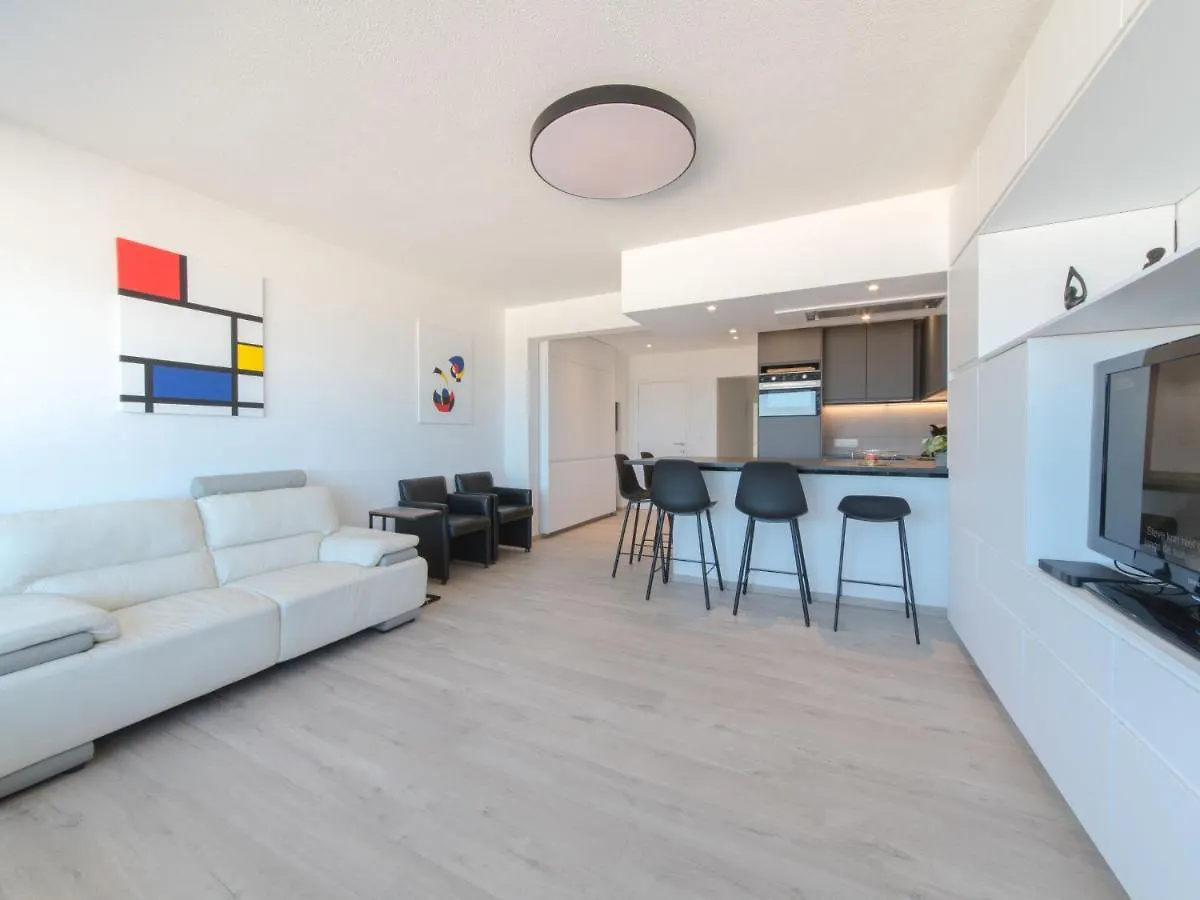 Apartment Spirou By Interhome Ostend